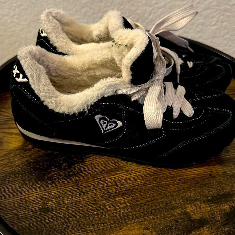 Comfy Roxy Shoes.